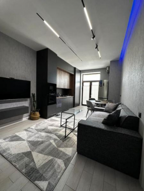 Cialkovsky new and modern Apt !